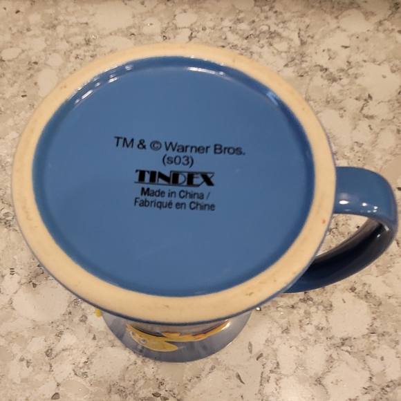 Tweety Bird 3D Loonie Toons Blue Coffee Tea Mug​​​​ - Picture 4 of 5